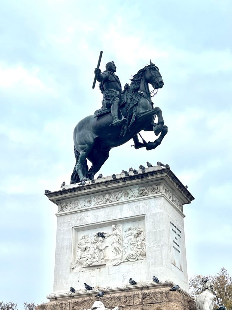 Madrid Statue