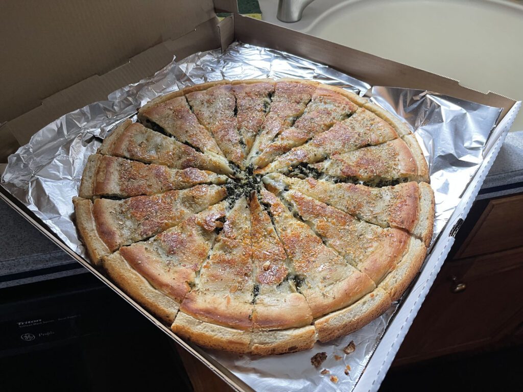 King's Spinach Pizza